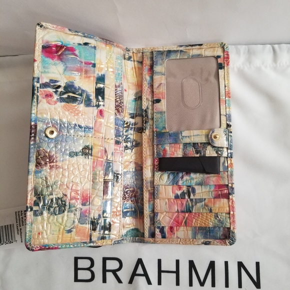 NWT Brahmin Superbloom Melbourne Ady Wallet - Picture 8 of 12